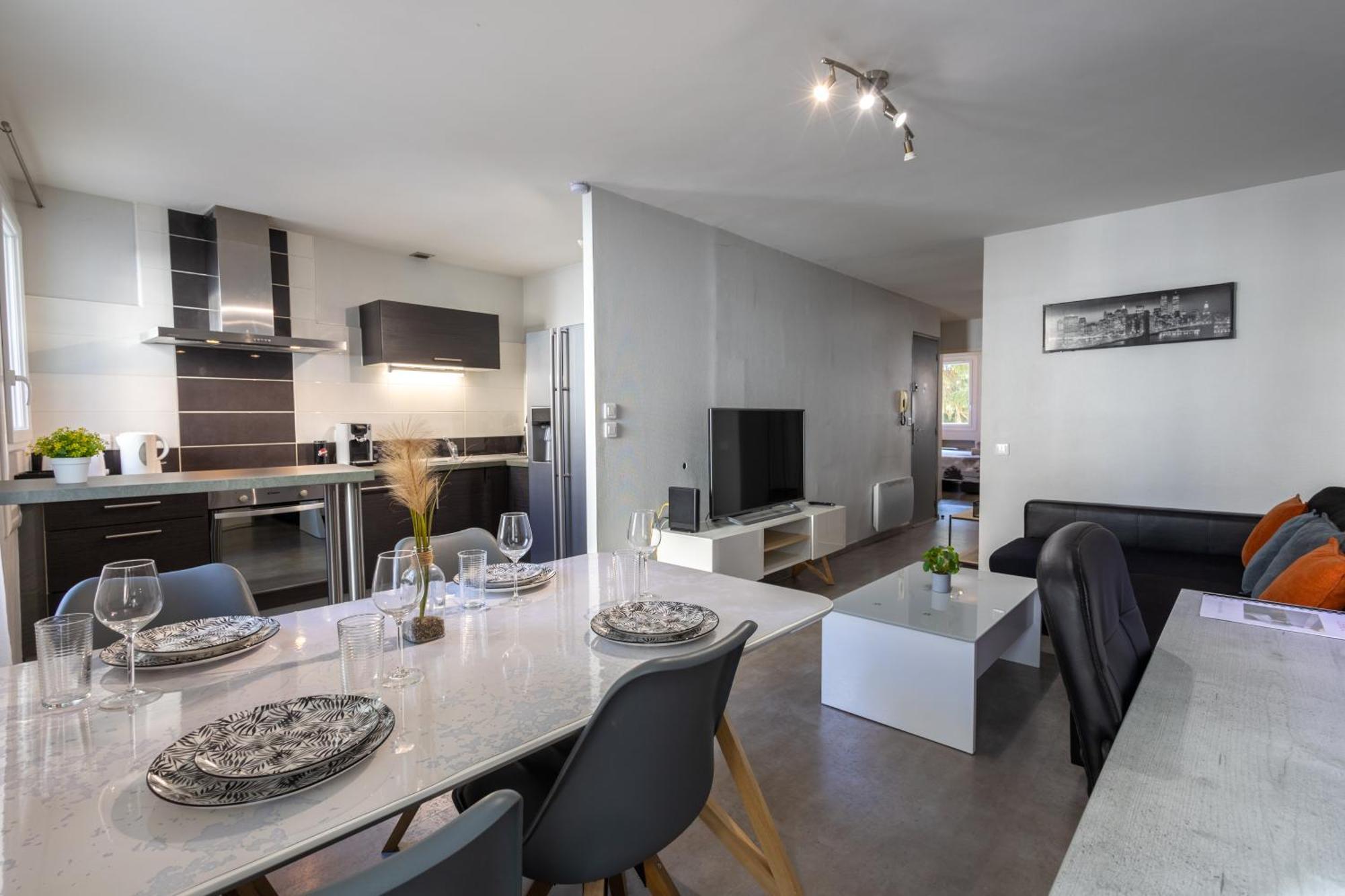 L'Eveche - T3 Spacieux & Traversant En Hypercentre Castres  Exterior photo